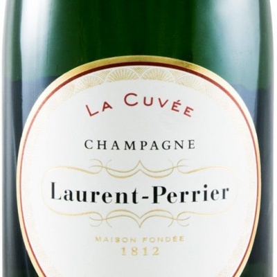 Garrafa de champanhe Laurent-Perrier com rótulo branco oval