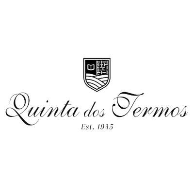 Logótipo preto e branco da marca Quinta dos Termos com escudo e texto Est. 1945