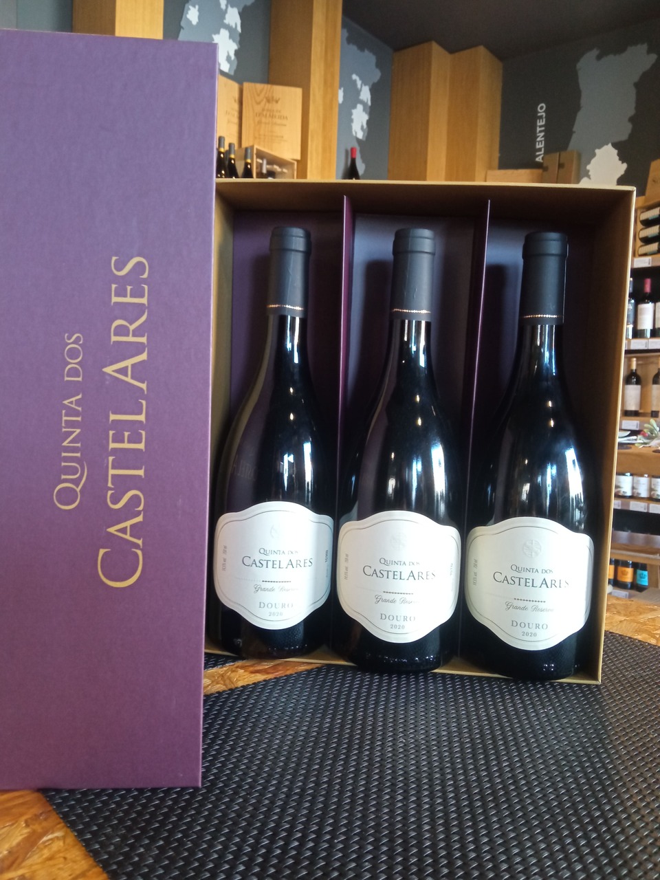 Caixa Vinho Quinta dos Castelares Grande Reserva Tinto 75CL