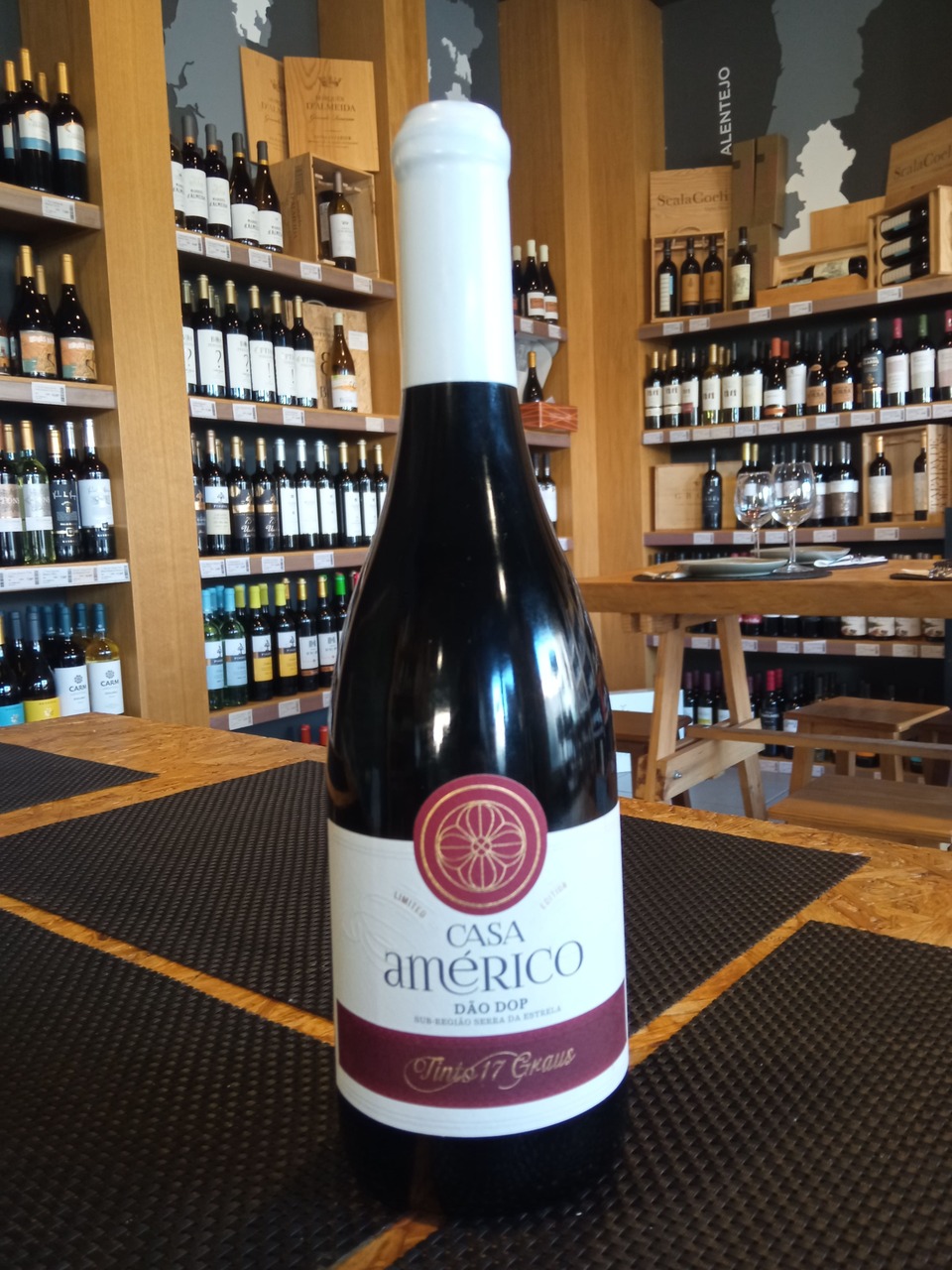 Casa Américo Edições Limitadas 17 Graus Tinto 75CL (2018)