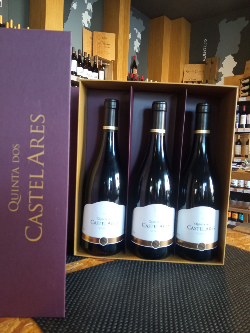 Caixa Vinho Quinta dos Castelares Superior Tinto 75CL