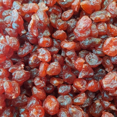 Frutas vermelhas secas vermelhas e enrugadas