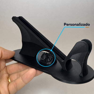 Suporte preto para telemóvel com destaque para área personalizada