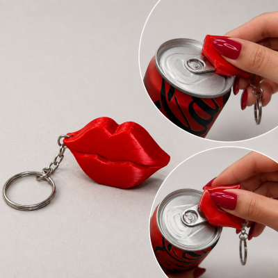 Porta-chaves vermelho formato lábios para abrir latas