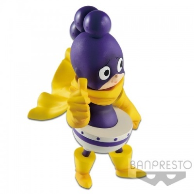 Figura de ação Banpresto roxa com capa e botas amarelas