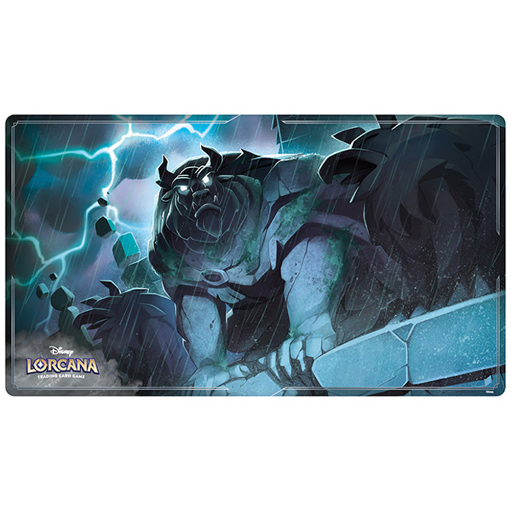 Tapete para jogo de cartas Disney Lorcana com gato de pedra sob chuva e relâmpagos