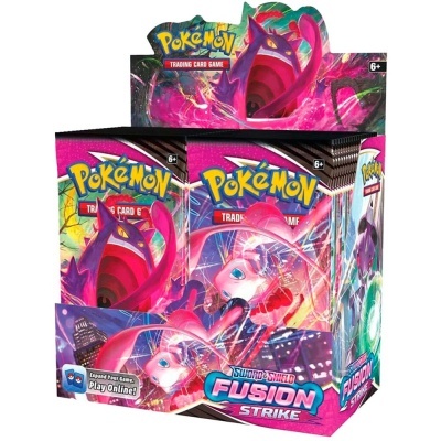 Expositor de cartas Pokémon Sword & Shield Fusion Strike em embalagens cor de rosa
