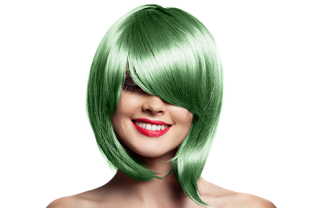 Kaycolor - Coloração 100ml - Verde Esmeralda Mulher com peruca verde claro e batom vermelho