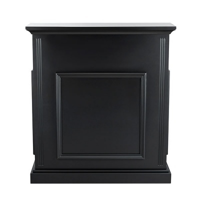 Móvel em madeira negra com relevo no painel frontal