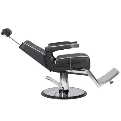 Cadeira de barbeiro reclinável preta com base cromada e apoio para pés