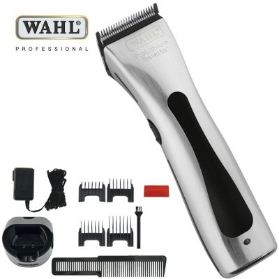Máquina de cortar cabelo Wahl Professional com acessórios sobre fundo branco