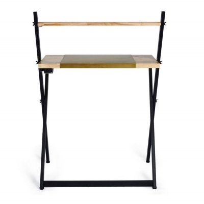 Secretária minimalista em madeira clara e metal preto com faixa central dourada