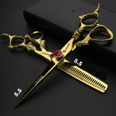 Tesouras douradas profissionais para cabelo com detalhes garras e gema vermelha 5.5