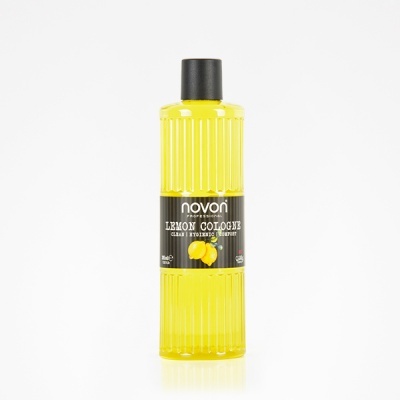 Frasco amarelo de colónia Novon Lemon Cologne com rótulo preto e tampa preta