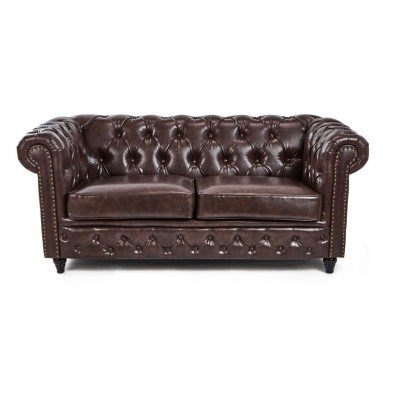 Sofá Chesterfield castanho escuro em couro sintético com capitonê e tachas