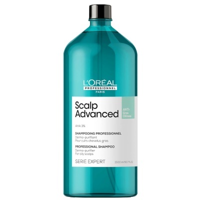 Frasco azul de shampoo L'ORÉAL Scalp Advanced 1500 ml