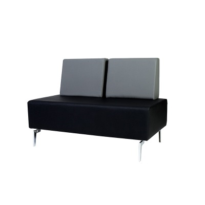 Sofá duas cores em fundo branco