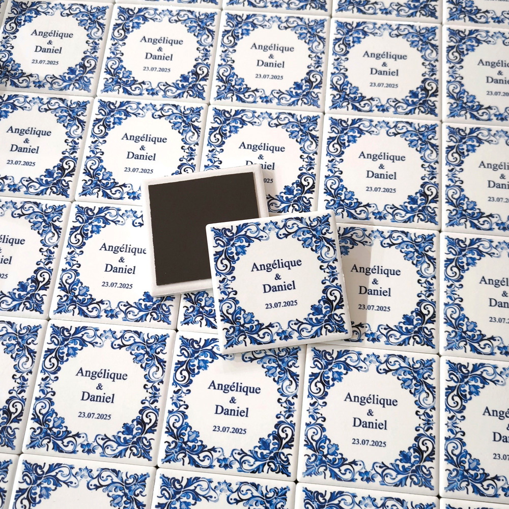 Ímanes quadrados brancos com moldura azul e texto central