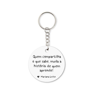 Porta-chaves redondo branco com texto motivacional em português
