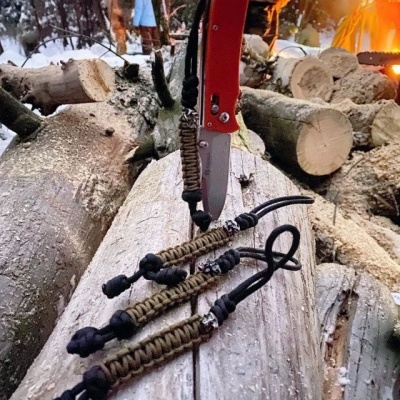 Lanyard Loopy Snake Black and Coyote