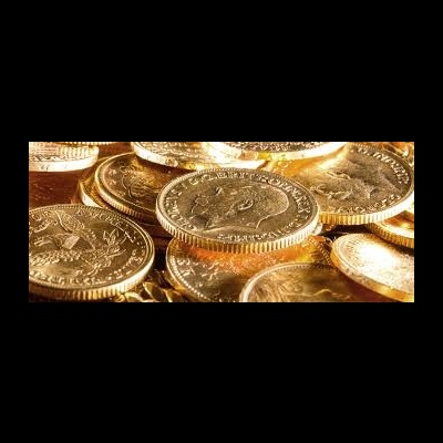 Moedas douradas empilhadas e espalhadas com detalhes texturizados