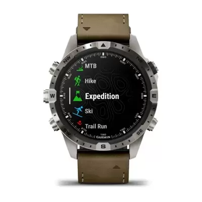 Relógio Garmin com pulseira castanha e mostrador digital de atividades