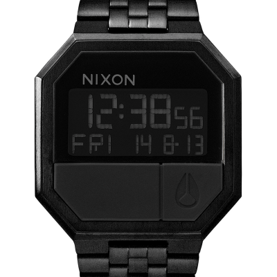 Relógio digital Nixon preto com bracelete metálica