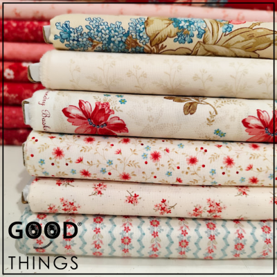 MAKOWER UK | Edyta Sitar | Lighthouse | Front Porch Bouquet Sand