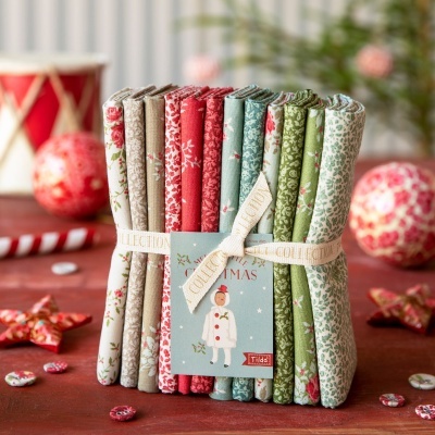 Retalho 40 x 110cm - TILDA | Merry Little Christmas | Eve Pine