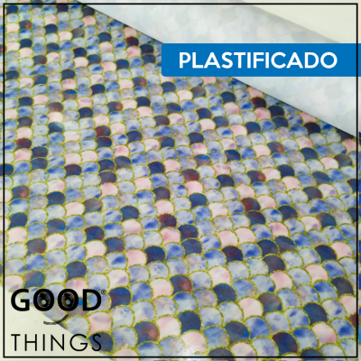 Tecido Plastificado | Escamas Lilás e Azuis