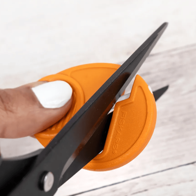 FISKARS | Afiador de Tesoura Pequeno