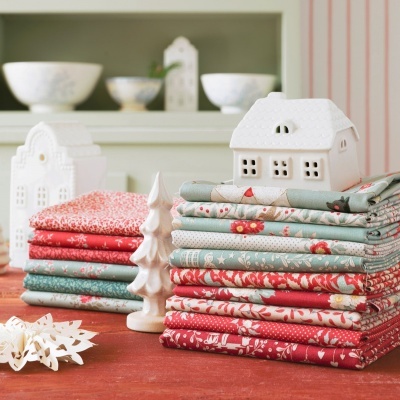 TILDA | Merry Little Christmas | Joy Red