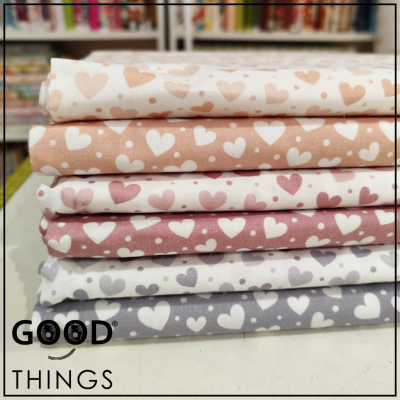 Tecido Corações com Bolinhas