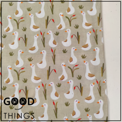 Tecido Patinhos fundo Verde