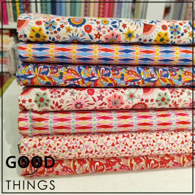 LIBERTY FABRICS | Summer Fair | Festival Florals Vermelho