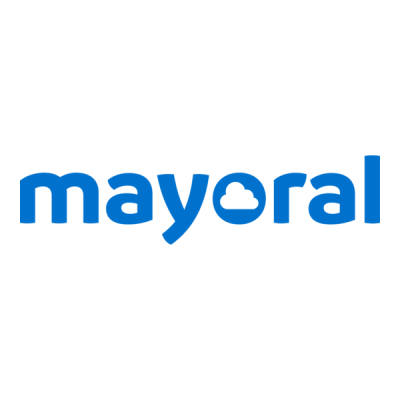Logo da marca Mayoral em azul com nuvem branca na letra o