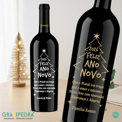 Garrafa de vinho preta com rótulo festivo de Ano Novo em branco e dourado