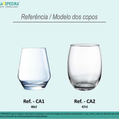 Dois copos de vidro transparentes com referências CA1 e CA2 e capacidades de 40cl e 47cl