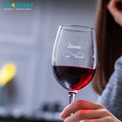 Copo de vinho tinto personalizado com texto Joana forever