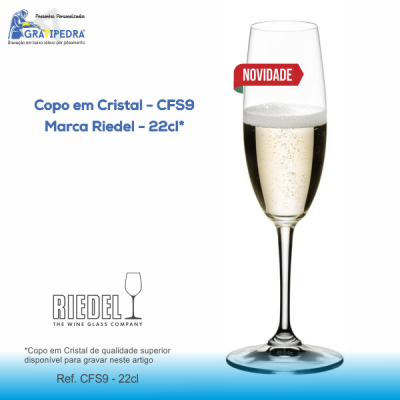 Copo de cristal para champagne Riedel CFS9 22cl com líquido borbulhante