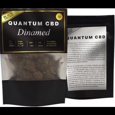 Pacote preto fosco com janela transparente e rótulos QUANTUM CBD