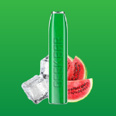 Dispositivo eletrónico verde Geek Bar com gelo e fatias de melancia