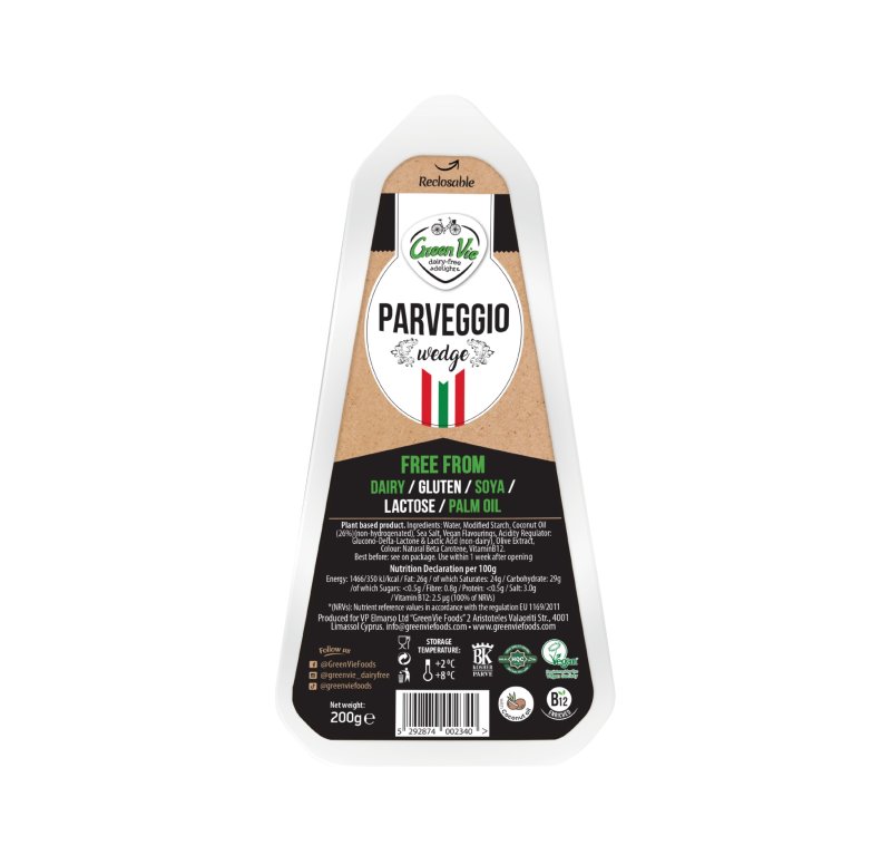 Parveggio Wedge GreenVie Embalagem de queijo vegan em cunha da marca Green Vie com texto sobre ingredientes livres