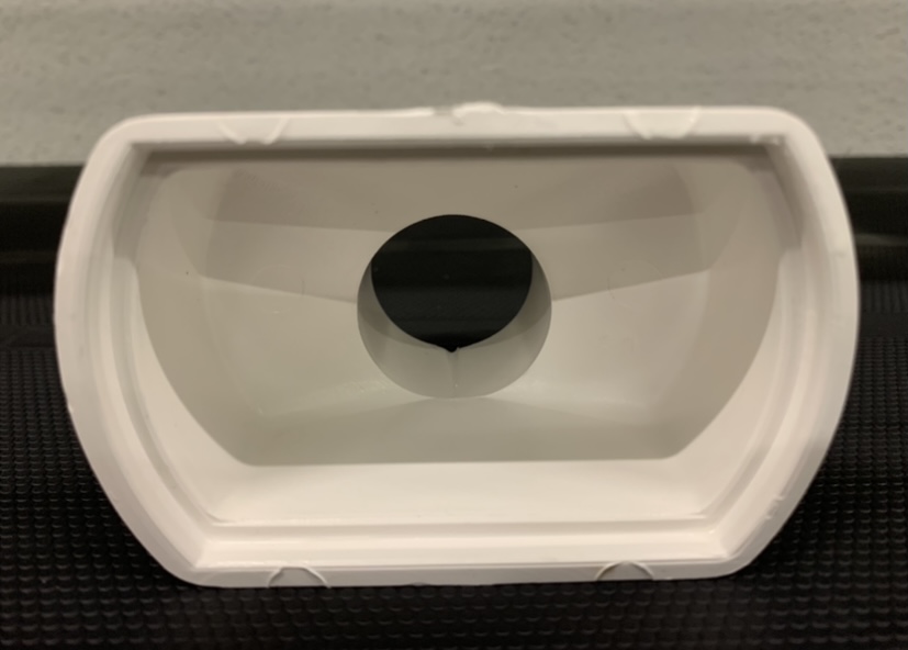 Topo con descarga para Perfil Producción Recipiente branco de plástico com buraco circular no centro