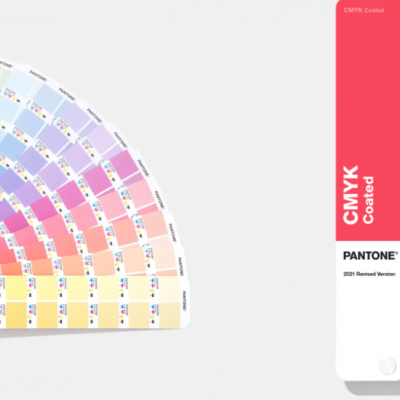 Carta de cores Pantone CMYK Coated 2021 com leque de tons pastéis