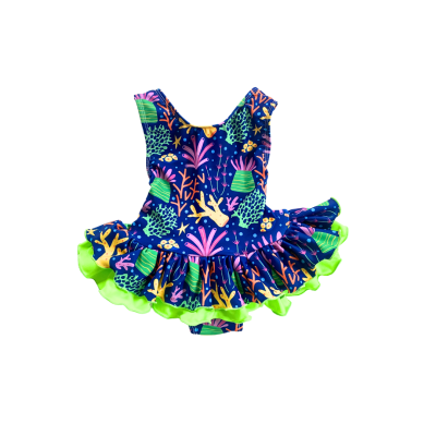 Fato de banho colorido para bebé com padrão de corais e folho verde