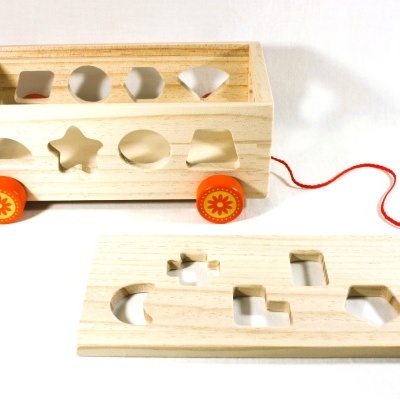 https://www.gullababy.com/product/quebra-cabecas-com-rodas-5-em-1-montessori
