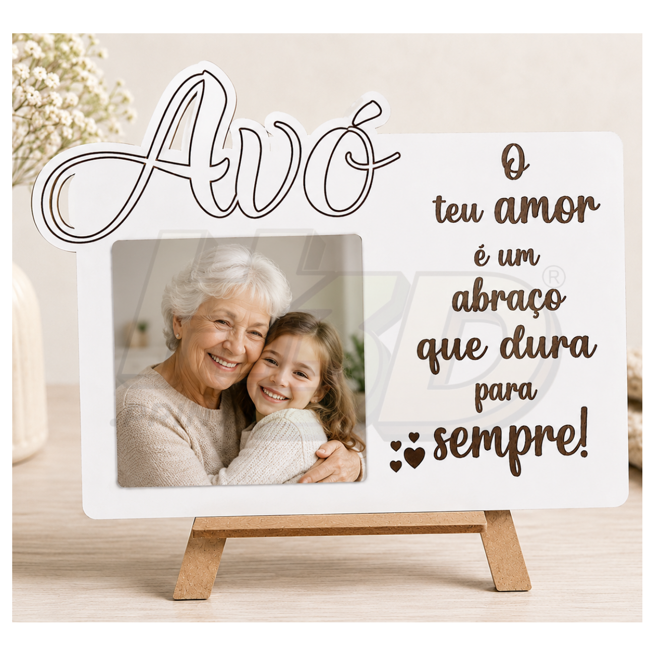 Moldura em MDF – "Avó" Moldura branca para foto com texto sentimental para avô e foto de avó e neta sorrindo.