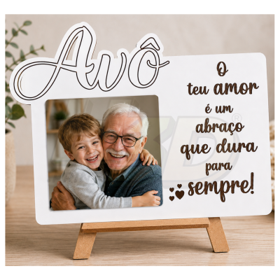 Porta-retratos branco com texto sentimental e foto de avô e neto
