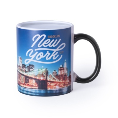 Caneca com estampa da cidade de Nova Iorque e texto Brooklyn New York City
